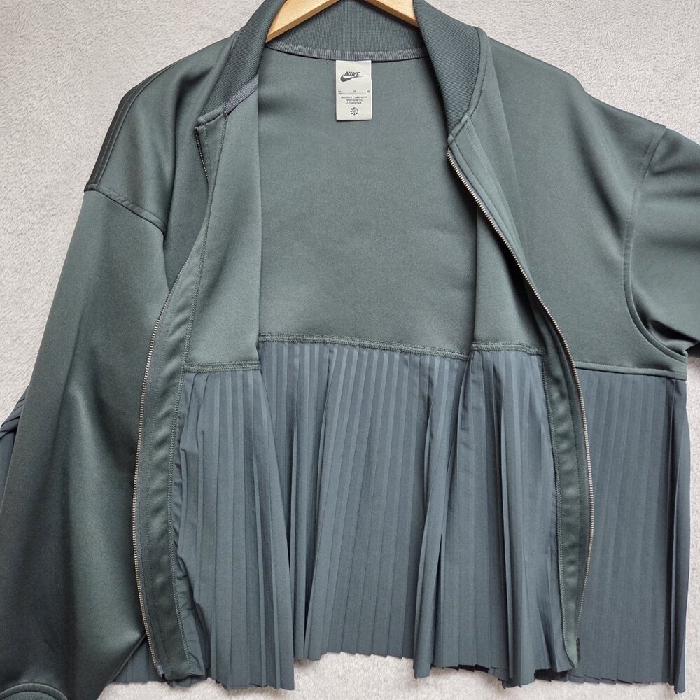 Nike Sportswear Pleated Jacket Womens Medium Seaweed Sail IM7457-390 Oversized - Picture 8 of 10
